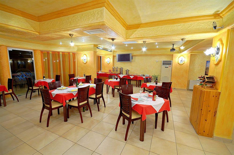 Food & Drinks 5, Arkadia Luxury Hotel Apartments, Ionian Islands