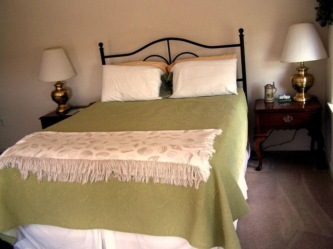 Bedroom 2, The Baywood Bed & Breakfast, Northampton