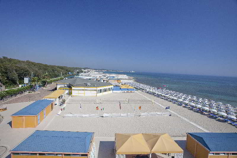 Others 4, Campoverde Village-Residence, Lecce