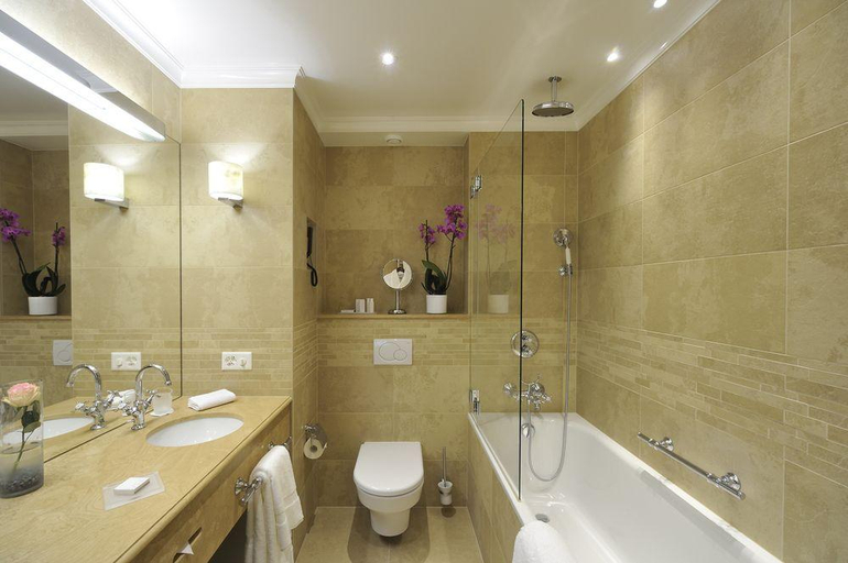 Bathroom 4, de la Cigogne, Genève
