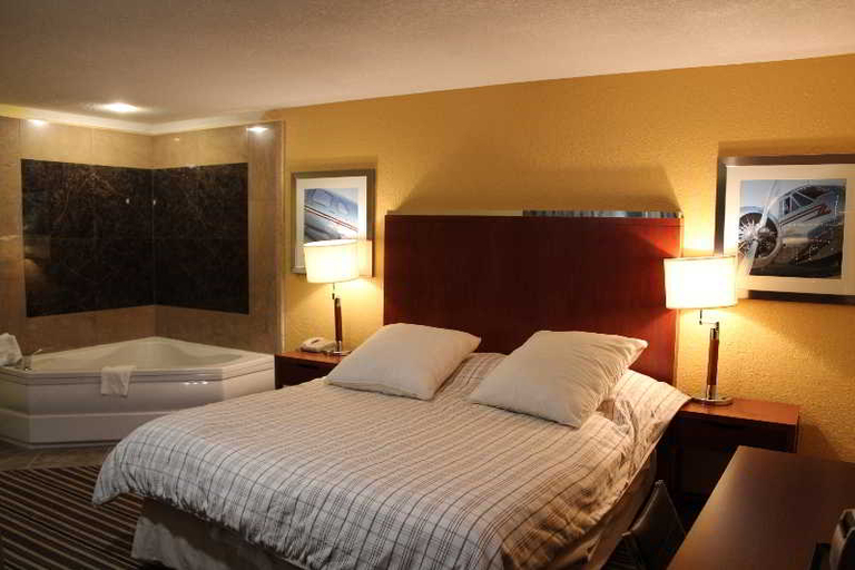 Bedroom 5, Lodge at Mill Creek Hotel, Sevier