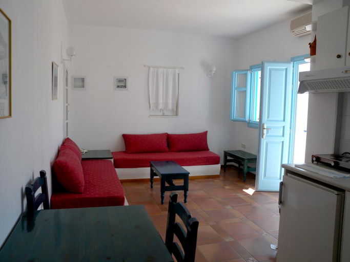Bedroom 2, Folegandros Apartments, South Aegean