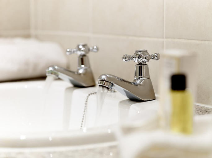 Bathroom 5, Briar Court Hotel, Kirklees