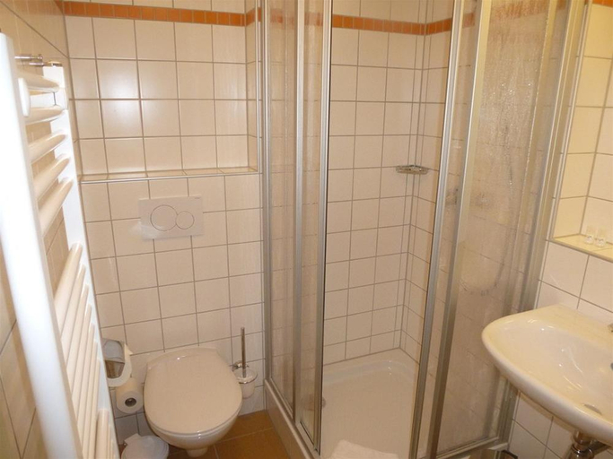 Bathroom, JUFA Hotel Altaussee, Liezen
