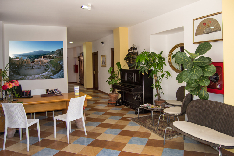 Public Area 4, Residence Villa Mare Taormina, Messina