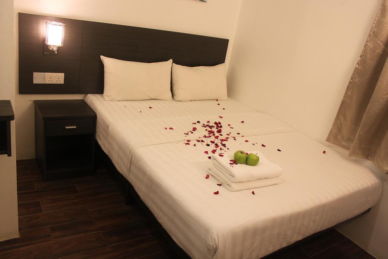 Bedroom 4, Apple1Hotel Gurney, Penang Island