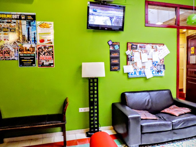 Public Area 3, Home Youth Hostel, Valencia