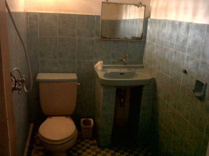 Bathroom 5, Candy Bed & Breakfast, Klungkung