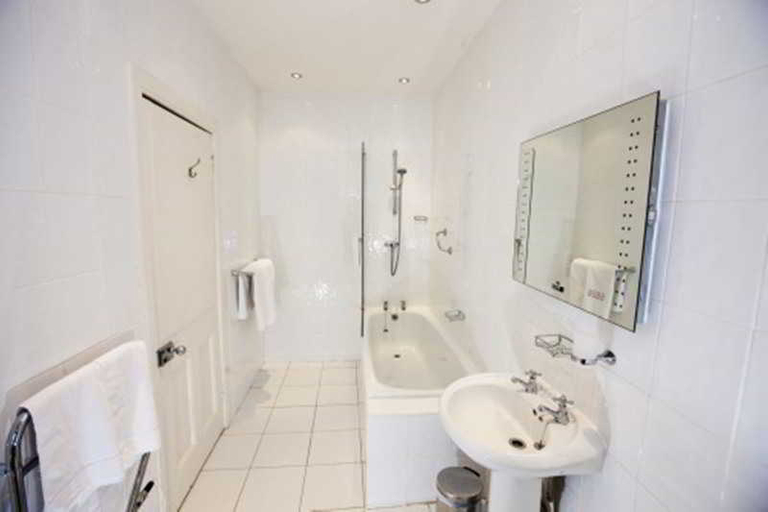 Bathroom 4, Royal Overseas League Hotel, Edinburgh