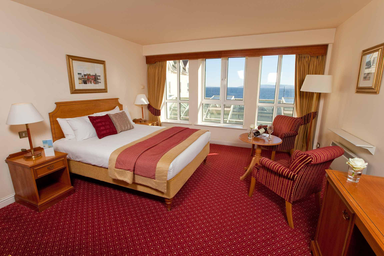 Bedroom 3, Hodson Bay Hotel