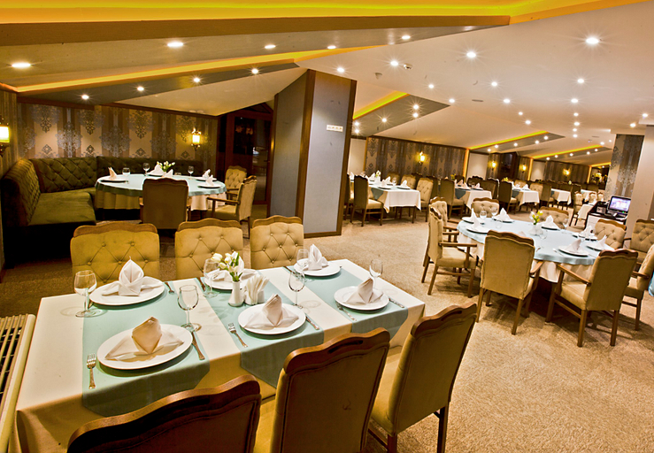 Food & Drinks 3, Panagia Premier Trabzon, Merkez