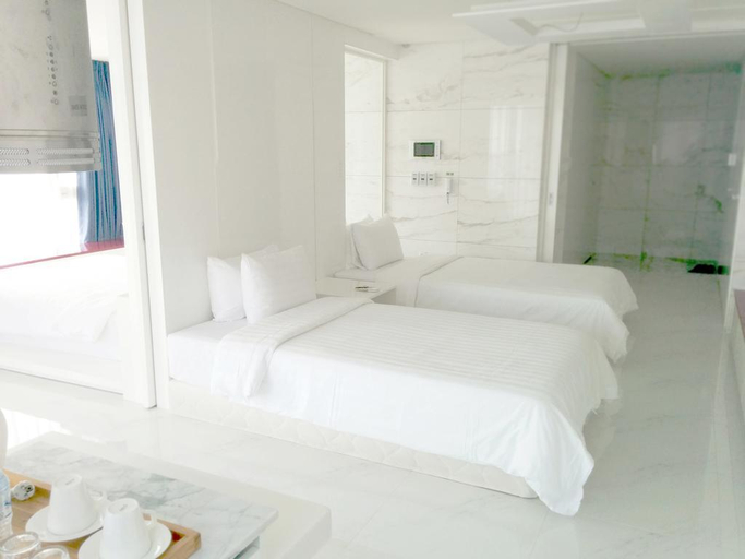 Bedroom 2, Shin Shin Hotel Jeju Ocean, Seogwipo