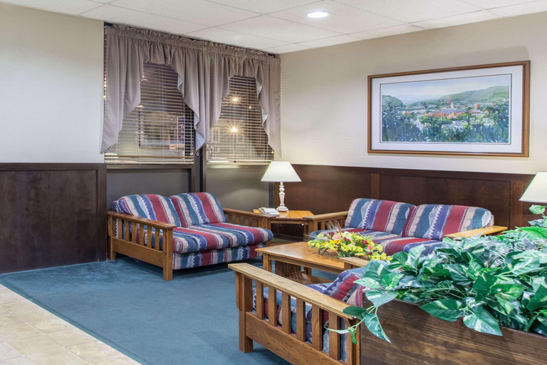 Public Area 3, Rodeway Inn Little Falls, Herkimer