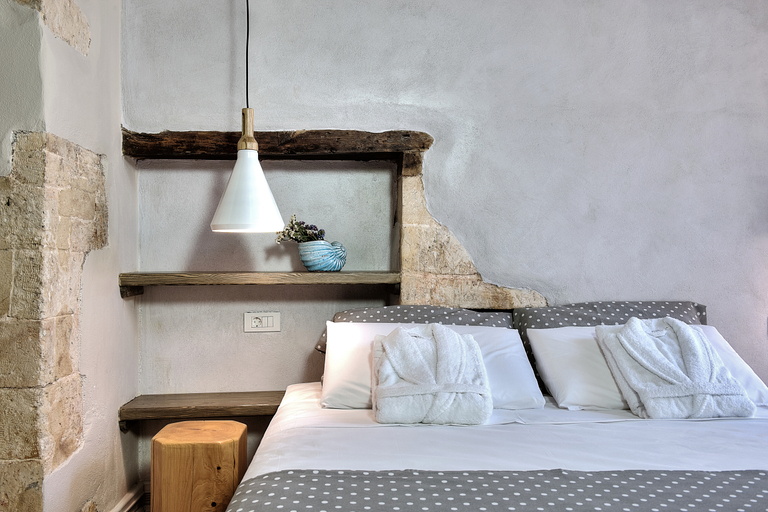 Bedroom 3, Elia Zampeliou Boutique Hotel, Crete