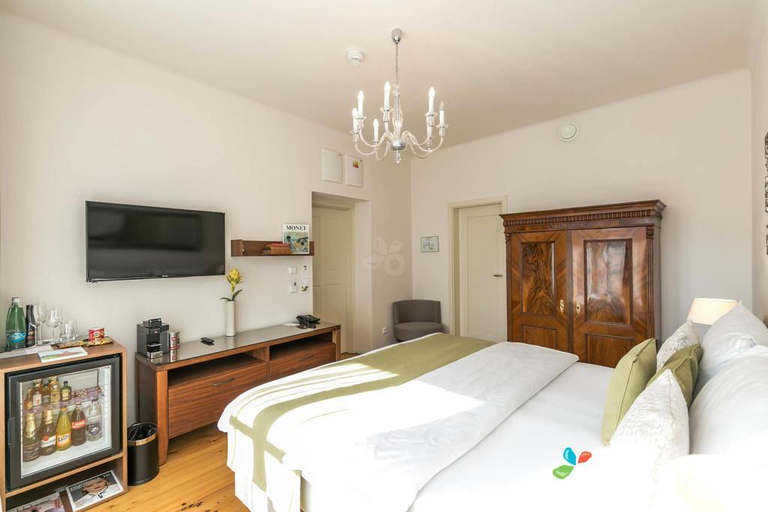 Bedroom 2, Hotel Golden Key Prague, Praha 6
