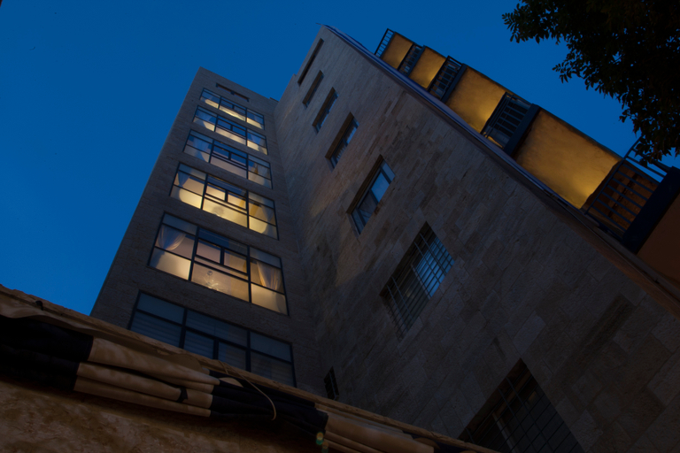 Exterior & Views 2, Hillel 11