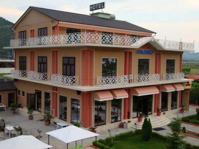 Colombo Hotel, Elbasanit