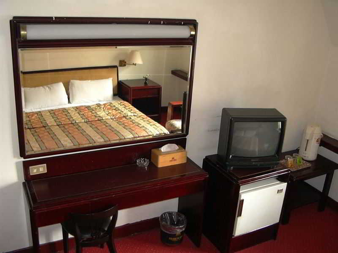 Bedroom 5, The Royal Hotel Taichung, Taichung