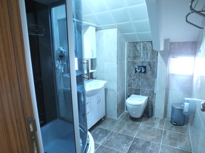 Bathroom 4, Emirtimes Hotel Kadikoy, Kadıköy