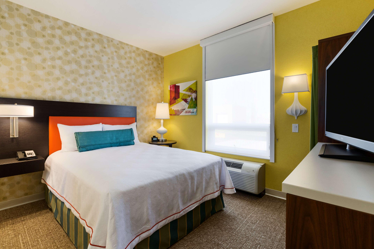 Bedroom 3, Home2 Suites West Edmonton, Alberta, Division No. 11