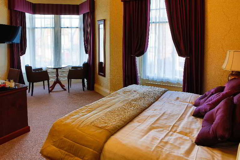 Bedroom 3, Dunmuir Hotel, East Lothian
