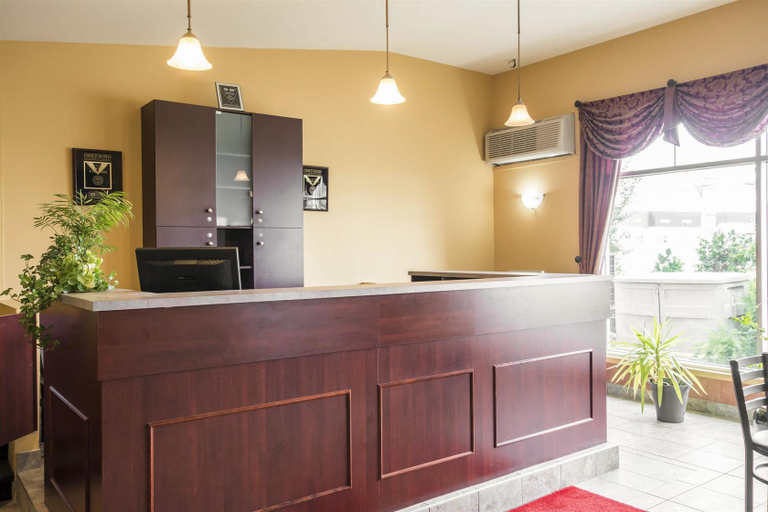 Public Area, Econo Lodge Quebec, Desjardins