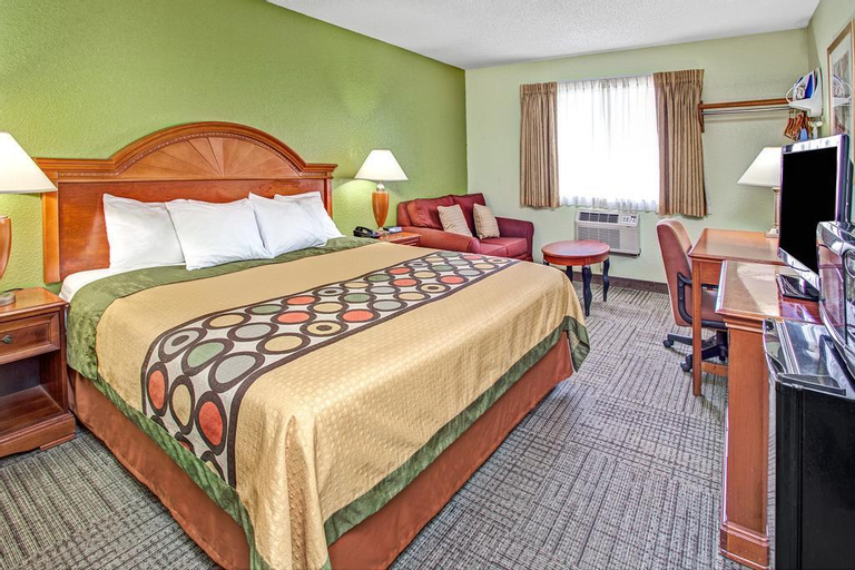 Bedroom 4, Knights Inn Romulus Detroit Metropolitan Airport, Wayne