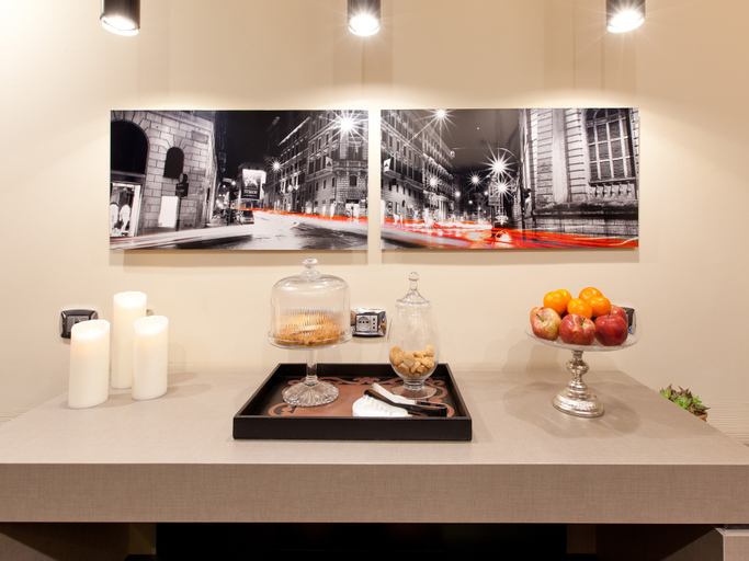 Quirinale Luxury Rooms, Rome