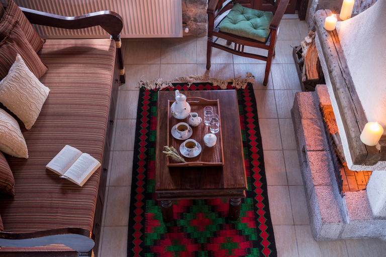 Others 4, Agroktima, Peloponnese