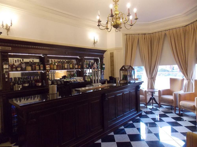 Public Area 2, The Mountford Hotel - Free Parking, Sefton