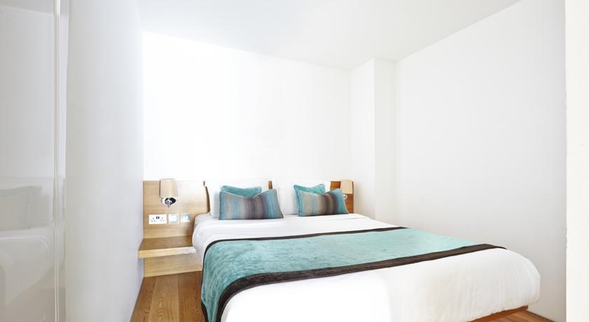 Bedroom 2, Residence Inn London Kensington, London