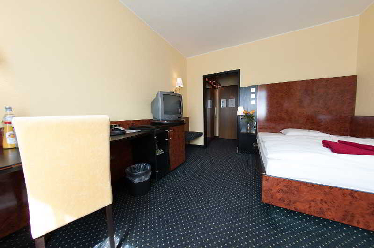 Bedroom 2, Tagungshotel Hochster Hof, Frankfurt am Main