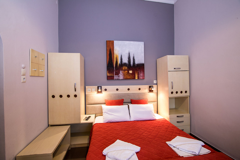 Bedroom 5, Semiramis, South Aegean