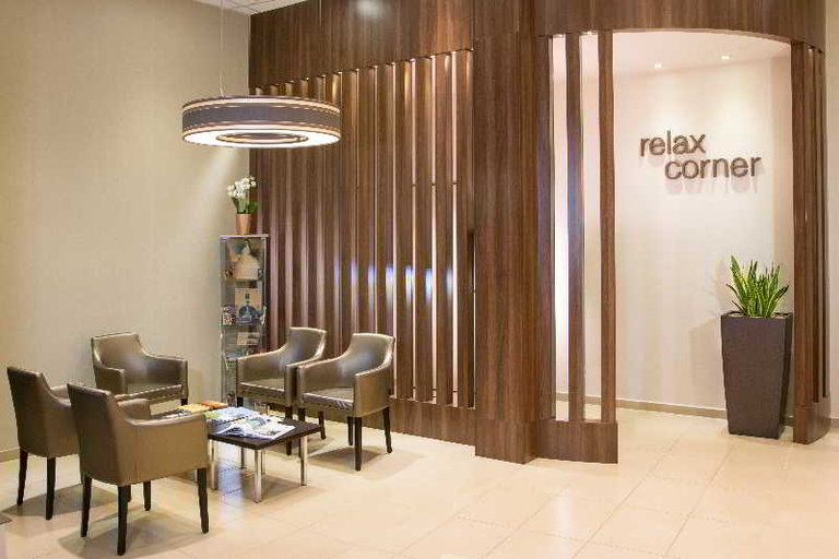 Public Area 2, Queen Elizabeth Hotel, Gödöllő