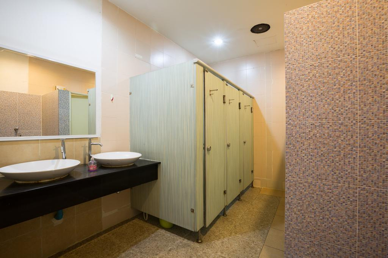 Bathroom 3, Orchid Hostel, Bang Rak