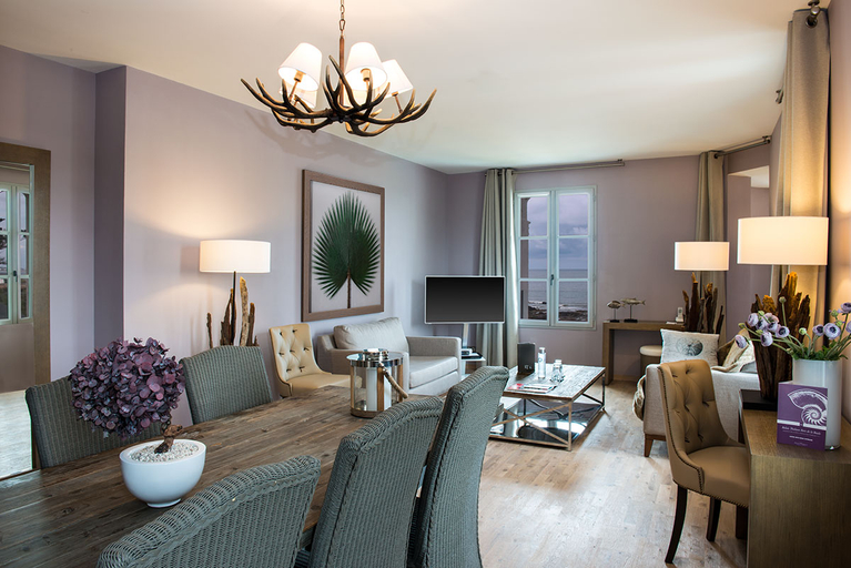 Bedroom 3, Chateau Des Tourelles Hotel Thalasso Spa, Loire-Atlantique