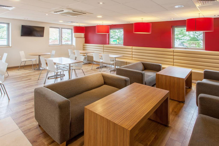 Public Area 2, Travelodge Bracknell Central, Bracknell Forest