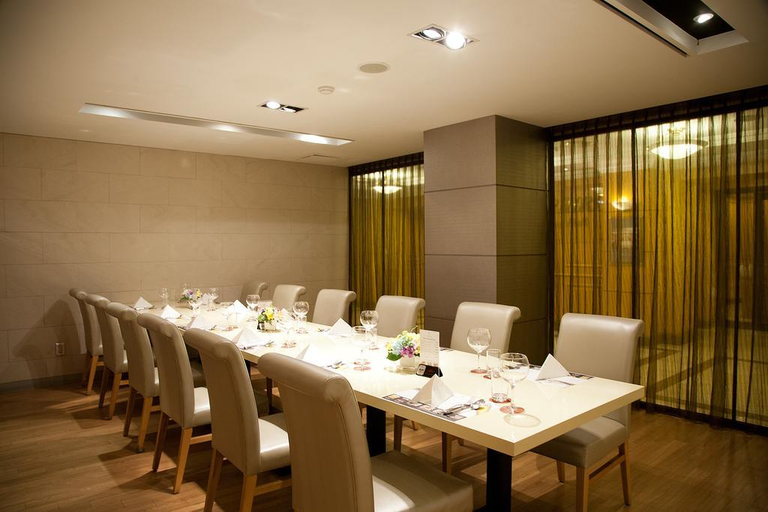 Food & Drinks 5, Hotel Castle, Suwon