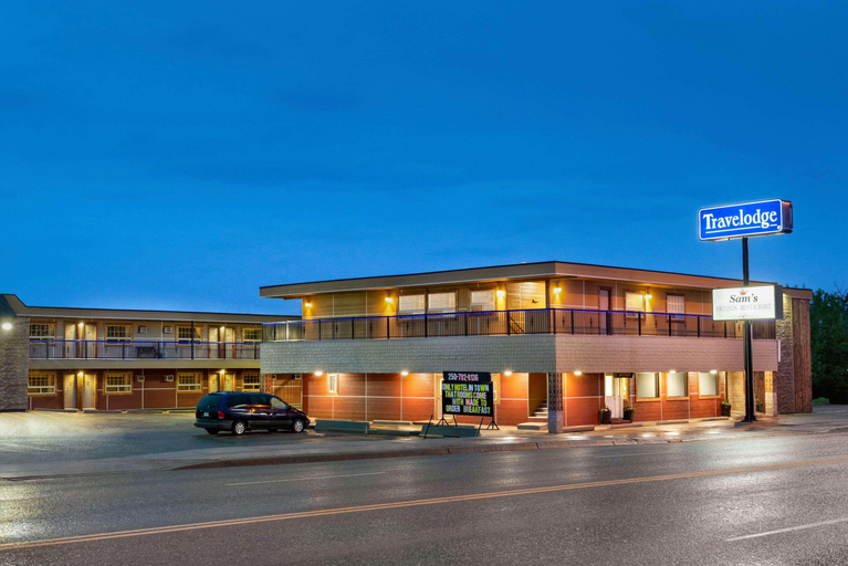 Exterior & Views 2, Coast Dawson Creek Hotel, Peace River
