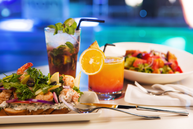 Food & Drinks 5, Noom Conakry, Conakry
