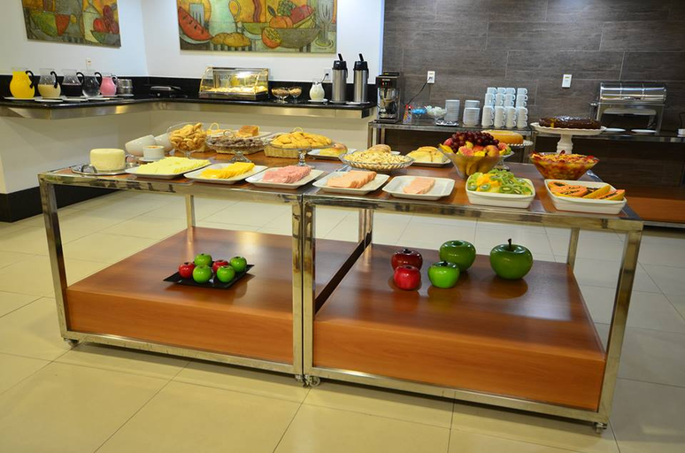 Food & Drinks