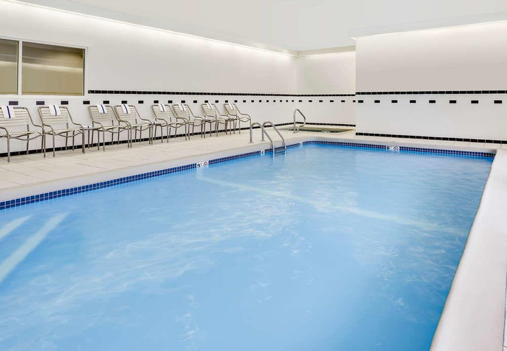 Sport & Beauty 4, Fairfield Inn Manhattan, Riley
