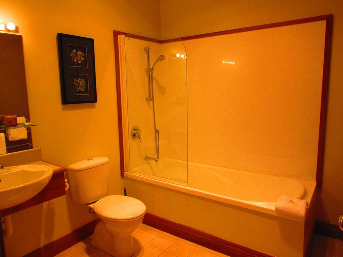 Bathroom 4, Carrington Estate, Far North