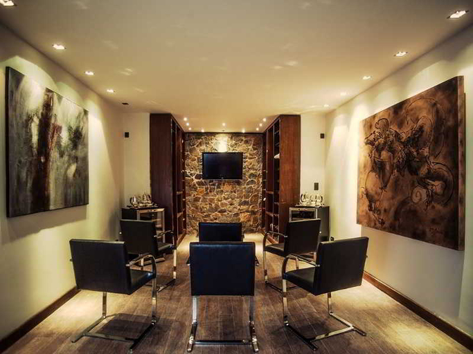 Public Area, Casa Entonada, Luján de Cuyo