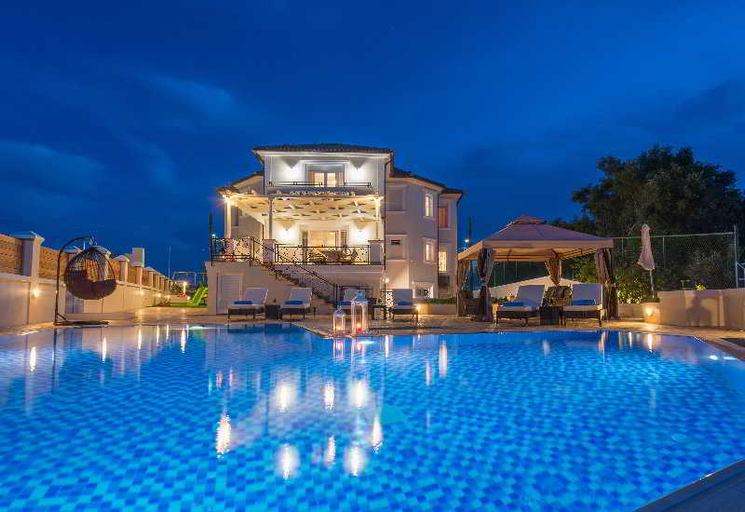 Sport & Beauty 2, Frido Luxury Villa with Jacuzzi, Ionian Islands