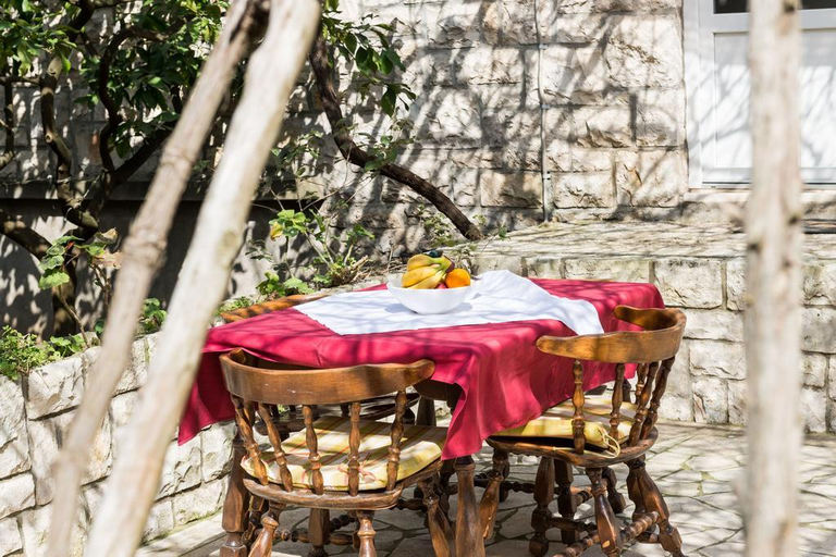 Food & Drinks 5, Rooms Karla, Mljet