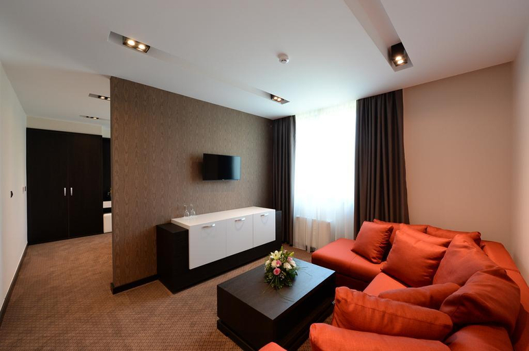 Exterior & Views 2, Hotel Hedonic, Grocka