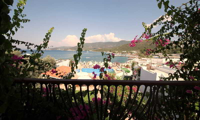 Bedroom 2, Mi Casa Beach Hotel, Bodrum