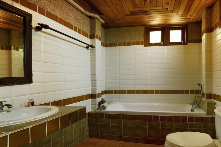 Bathroom 5, Dewshore Resort, Ko Phangan