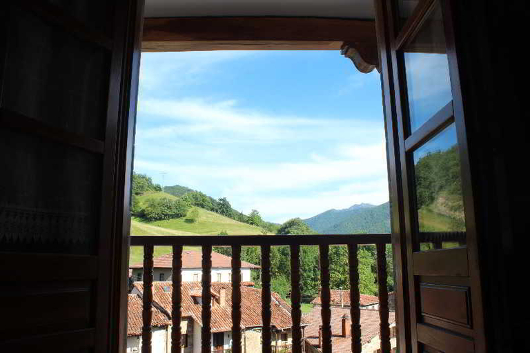 Bedroom 3, Posada Sobrevilla, Cantabria